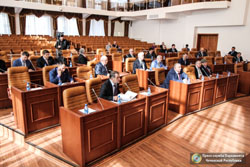 В Парламенте ЧР третьего созыва началась законотворческая работа