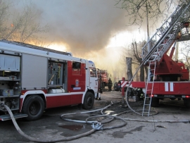 В Шелковском районе Чечни ликвидирован пожар на площади 800 кв.м.