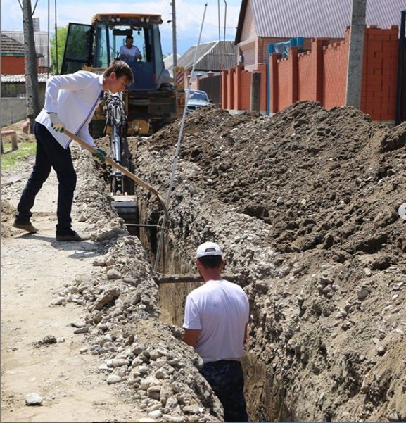 ЧЕЧНЯ. В Урус-Мартановском районе Чечни начаты работы по восстановлению канализационных сетей