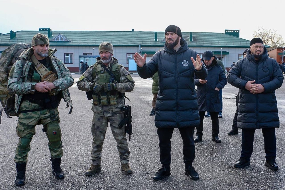 идут ли добровольцы на войну с украиной. идут ли добровольцы на войну с украиной. чеченцы добровольцы на украину. идут ли добровольцы на войну с украиной. добровольцы на украину из чечни.