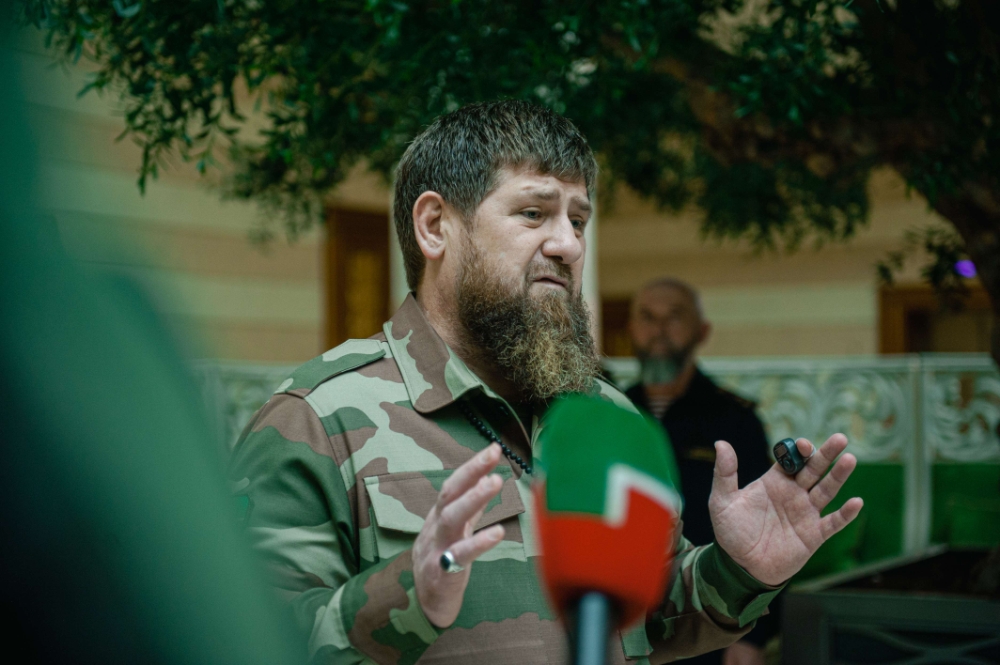 Ахмат сила грозный. Ахмат молл грозный. Грозный молл открытие 2021. Подъезд к грозному ахмат сила. Грозненская студия телевидения.