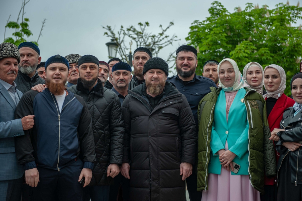 Какой праздник сегодня празднуют мусульмане. Мусульманские праздники в Чеченской Республике. 5 Мусульманских праздников. Исламский праздник сегодня 2022. Праздник мусульманских 2022 город Марнеули.