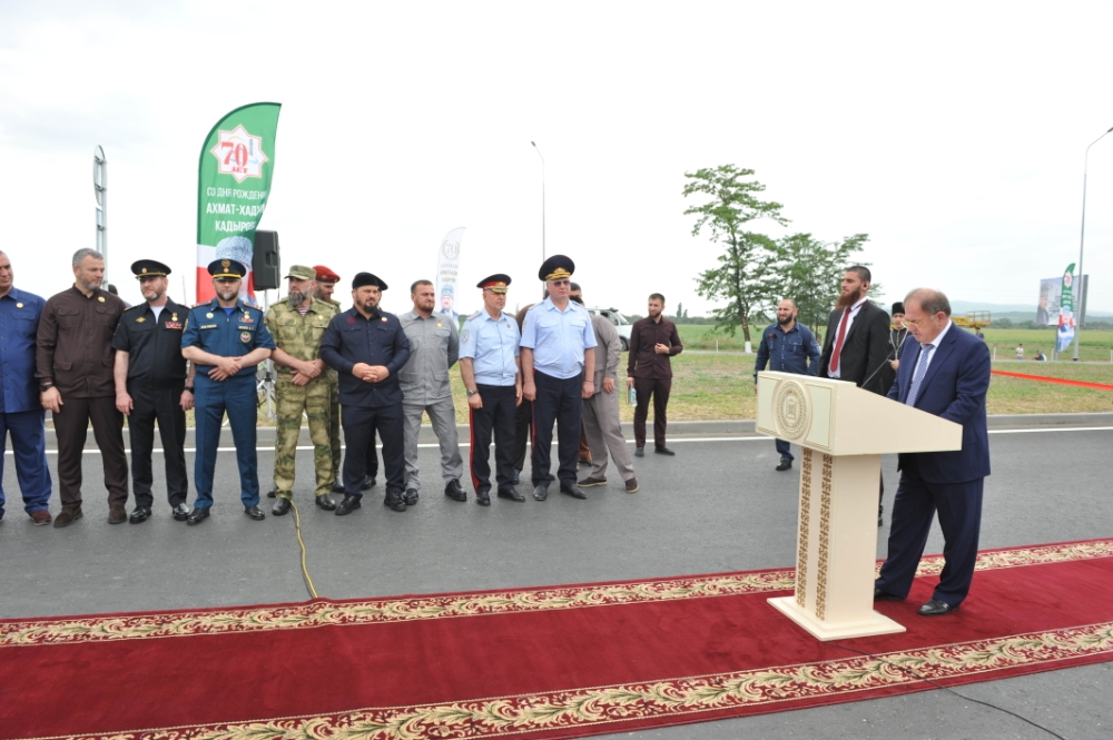 проект новой дороги в грозном. грозный ведено. ведущий грозный. трасса нальчик грозный. дороги в грозном.