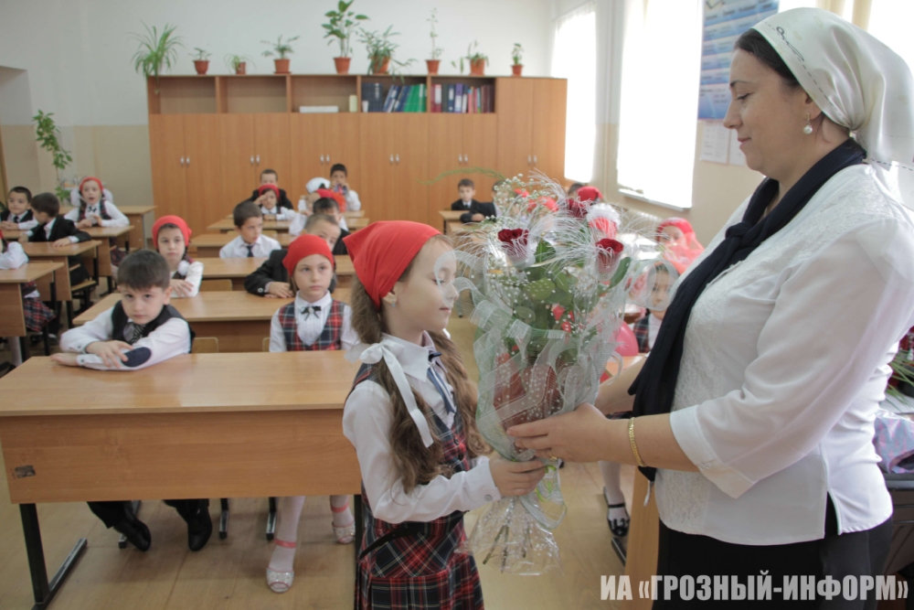 Школы Грозного Фото