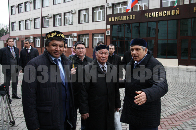 говорите грозный. чечня 2022 город. грозный 2009 город. магазин луч грозный. магаев магомед администрация.