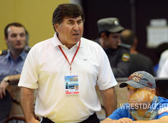 дзамболат тедеев. дзамболат тедеев заурбек. джамболат ильич тедеев. тренер женской сборной по вольной борьбе. борец дзамболат тедеев.