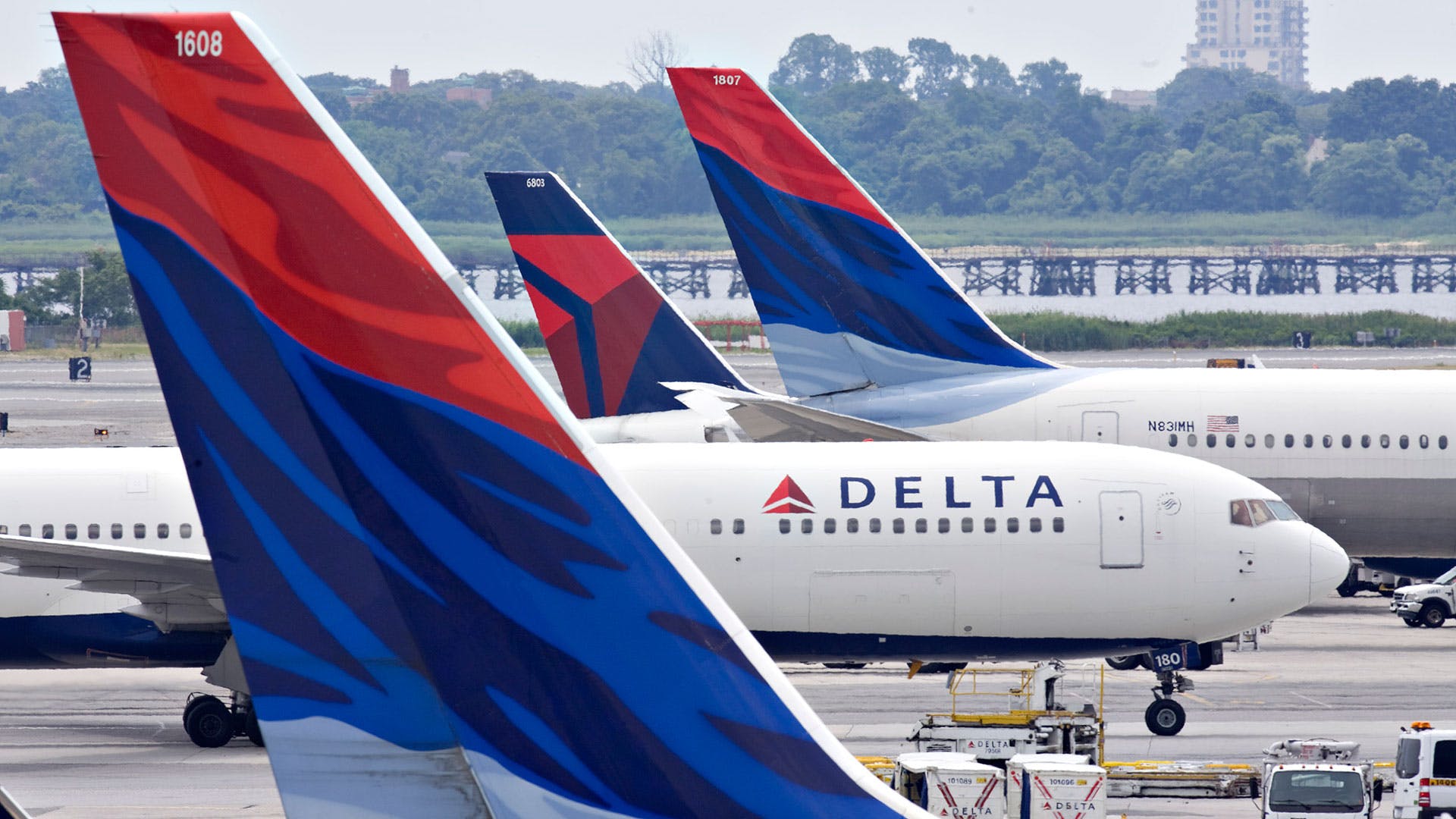 delta airlines lost baggage