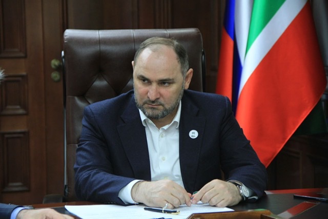 зам министра экономики чечни. министр финансов чеченской республики 2021. министр финансов чеченской республики 2022. министр финансов чеченской. министр финансов чечни.