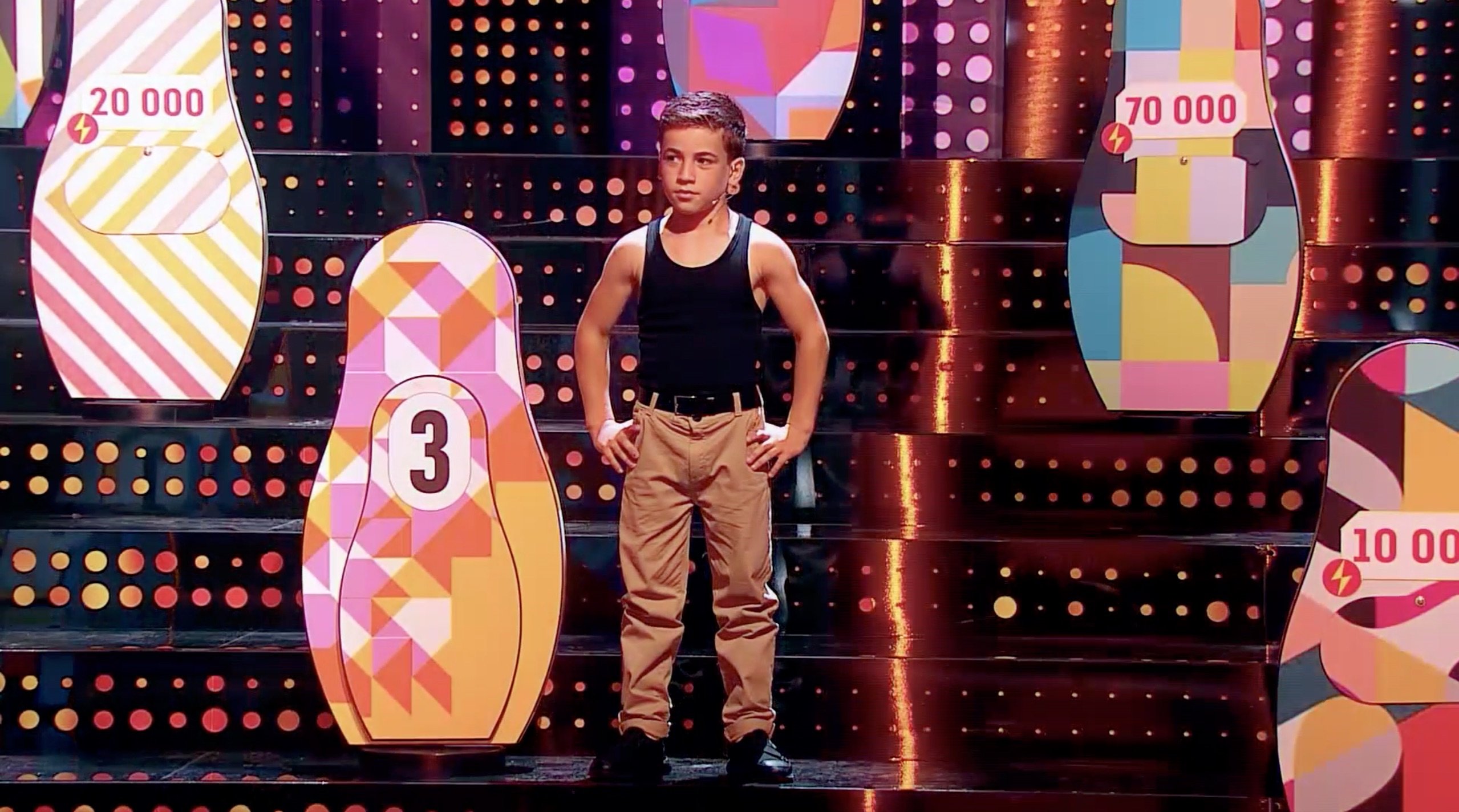 канал пятница *вундеркинды* екатерина варнава. ведущий вундеркинды на пятнице роман каграманов. программа вундеркинды на канале пятница. канал пятница *вундеркинды* екатерина варнава. роман каграманов шоу вундеркинды.