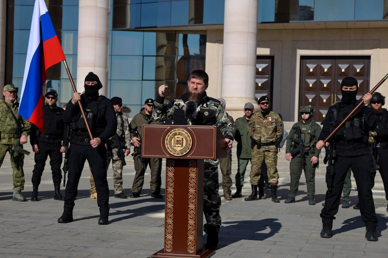 кадыровцы на украине 2022. конфликт ахмат на посту. кадыровцы ахмат. чеченская республика ичкерия. спецназ рамзана ахматовича кадырова.