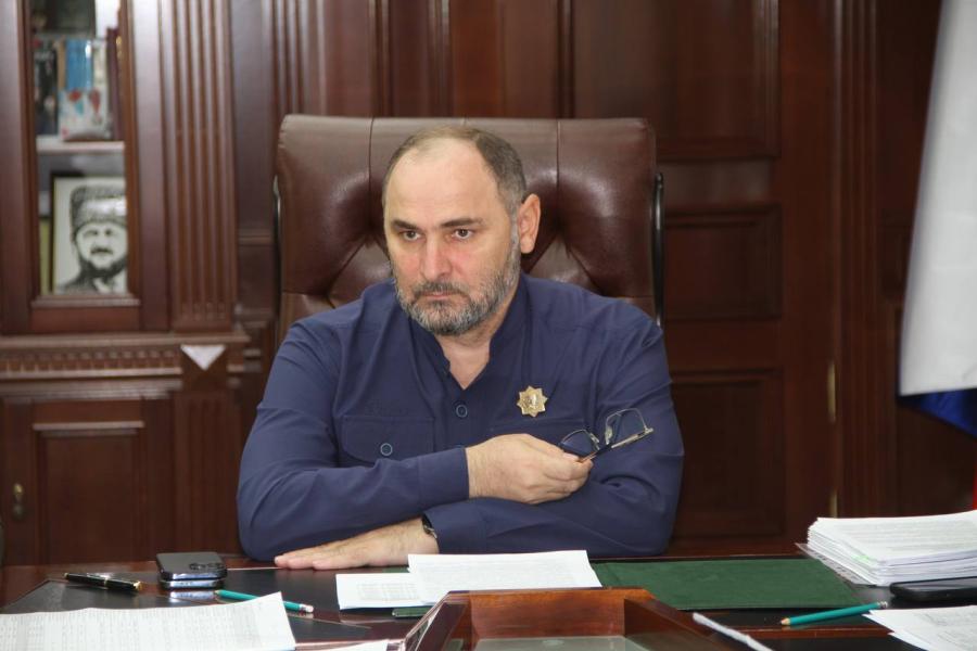 министр финансов чеченской. тагаев султан хумаидович министр финансов. султан тагаев. министр финансов чеченской. султан тагаев.