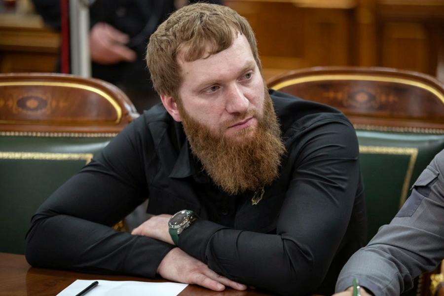 глава чечни рамзан кадыров. рамзан кадыров ахматович 2020. рамзан кадыров 2023. кадыров 2022. чечня рамзан кадыров.