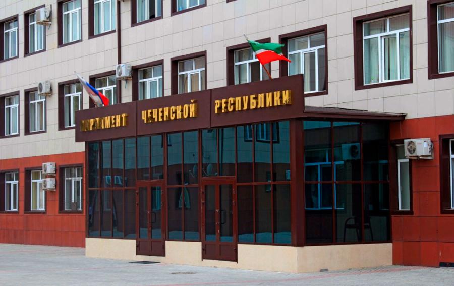 Как возникло название филиппика. Филиппика пример. В наши дни грозную обвинительную. Демосфен филиппики. Из зала суда.